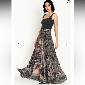 NWT BLACKMILK NIELSEN SLEEPING BEAUTY MAXI SKIRT XL